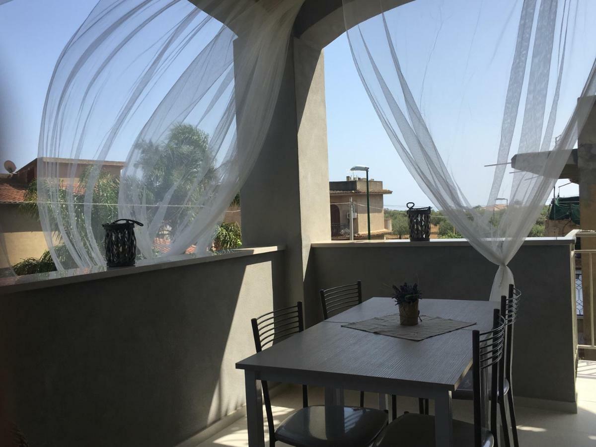 B&B La Via Di Casa サン・レオーネ エクステリア 写真