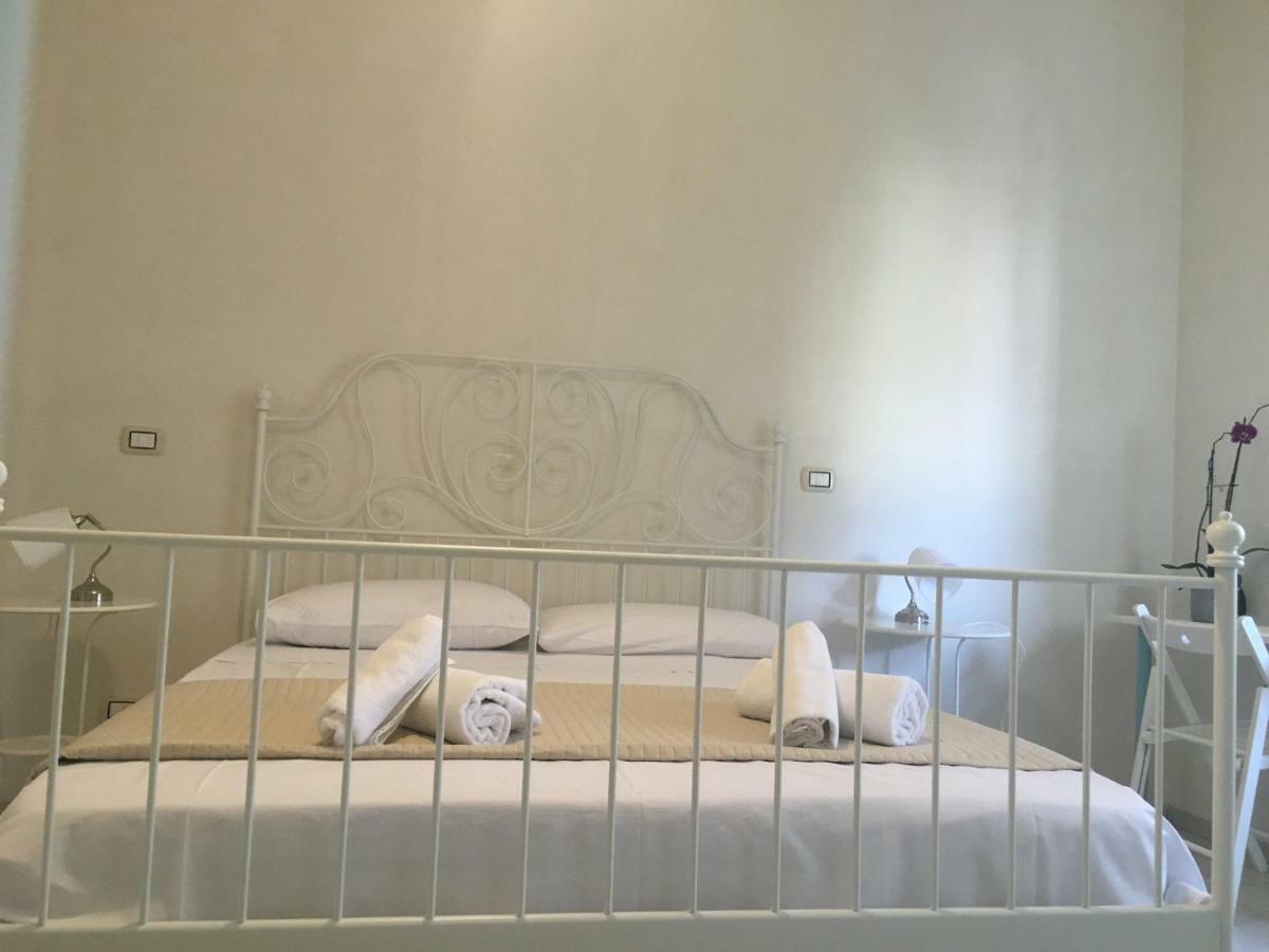 B&B La Via Di Casa サン・レオーネ エクステリア 写真