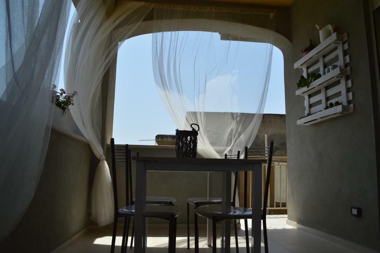 B&B La Via Di Casa サン・レオーネ エクステリア 写真