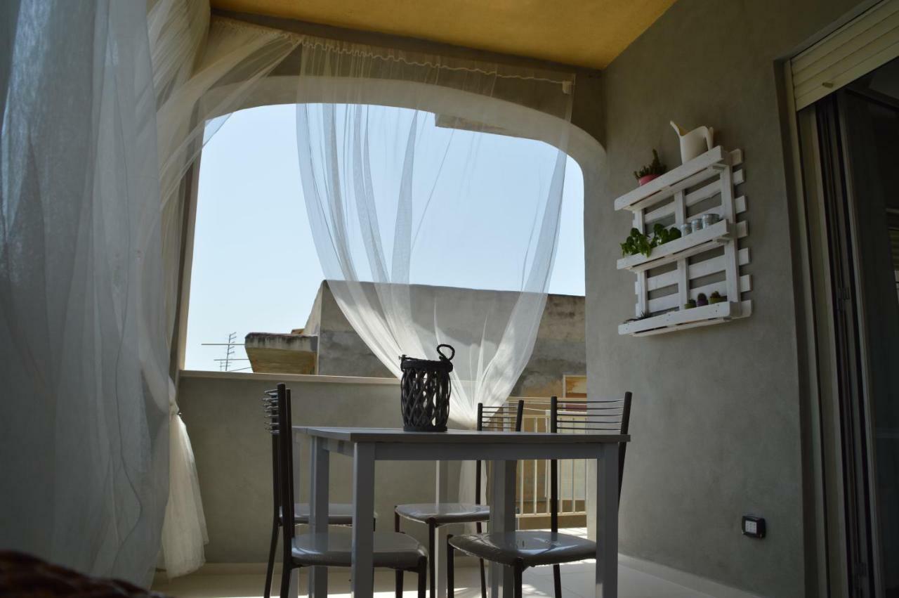 B&B La Via Di Casa サン・レオーネ エクステリア 写真