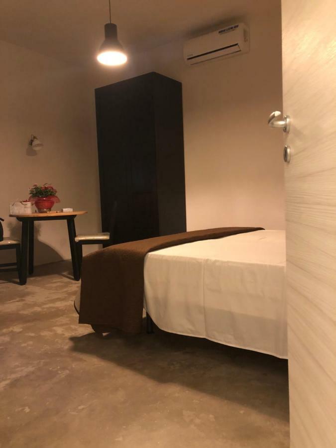 B&B La Via Di Casa サン・レオーネ エクステリア 写真